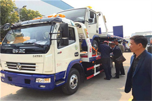 盈江汽车道路救援拖车价格
